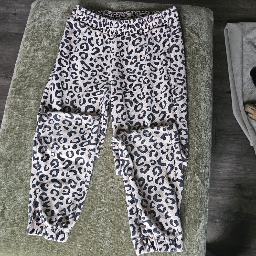 sweatpants